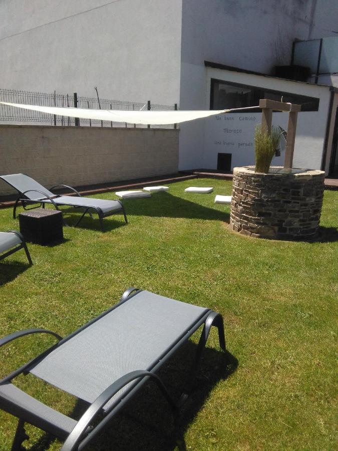 Albergue Oasis Sarria Buitenkant foto