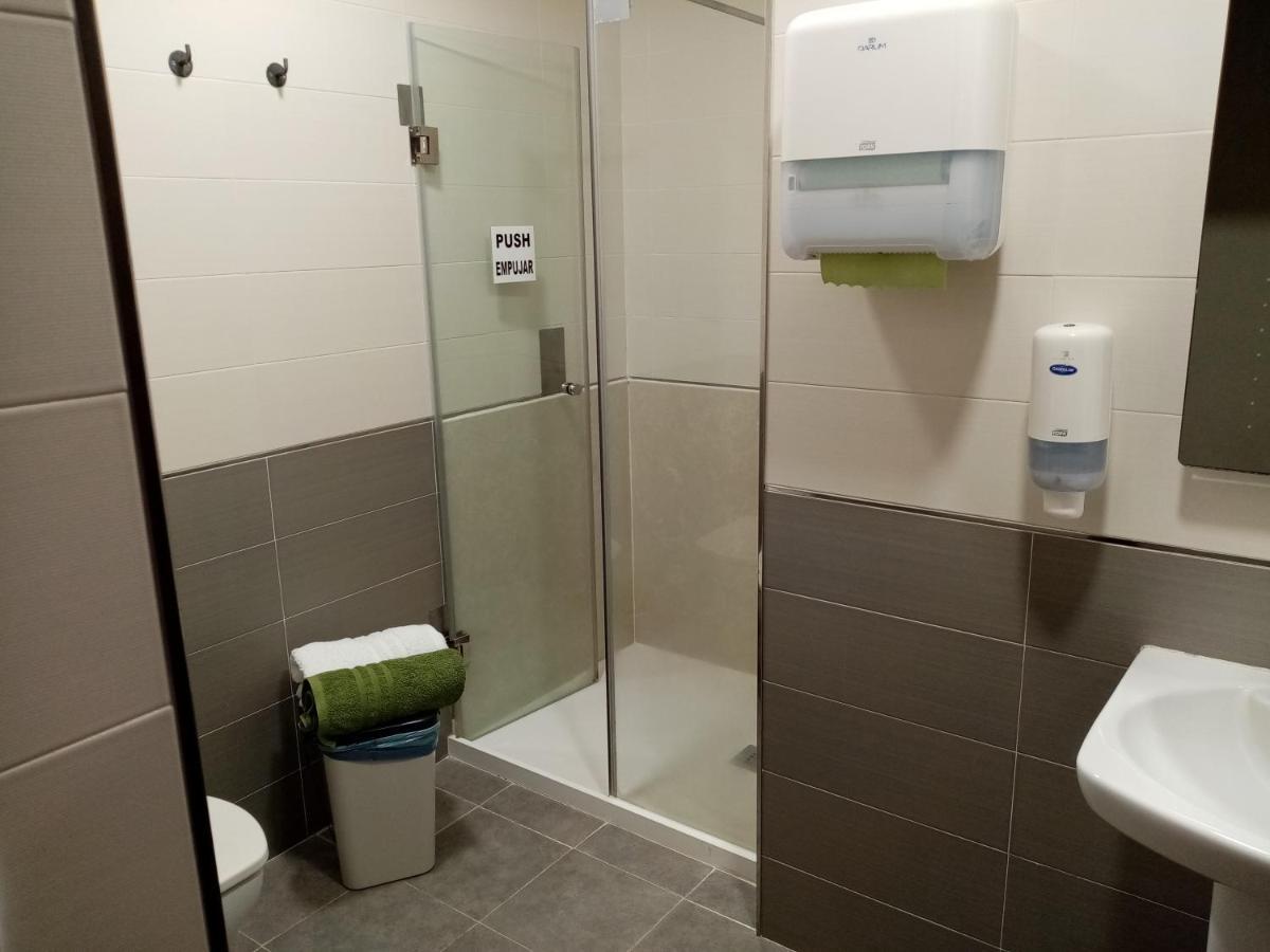 Albergue Oasis Sarria Buitenkant foto