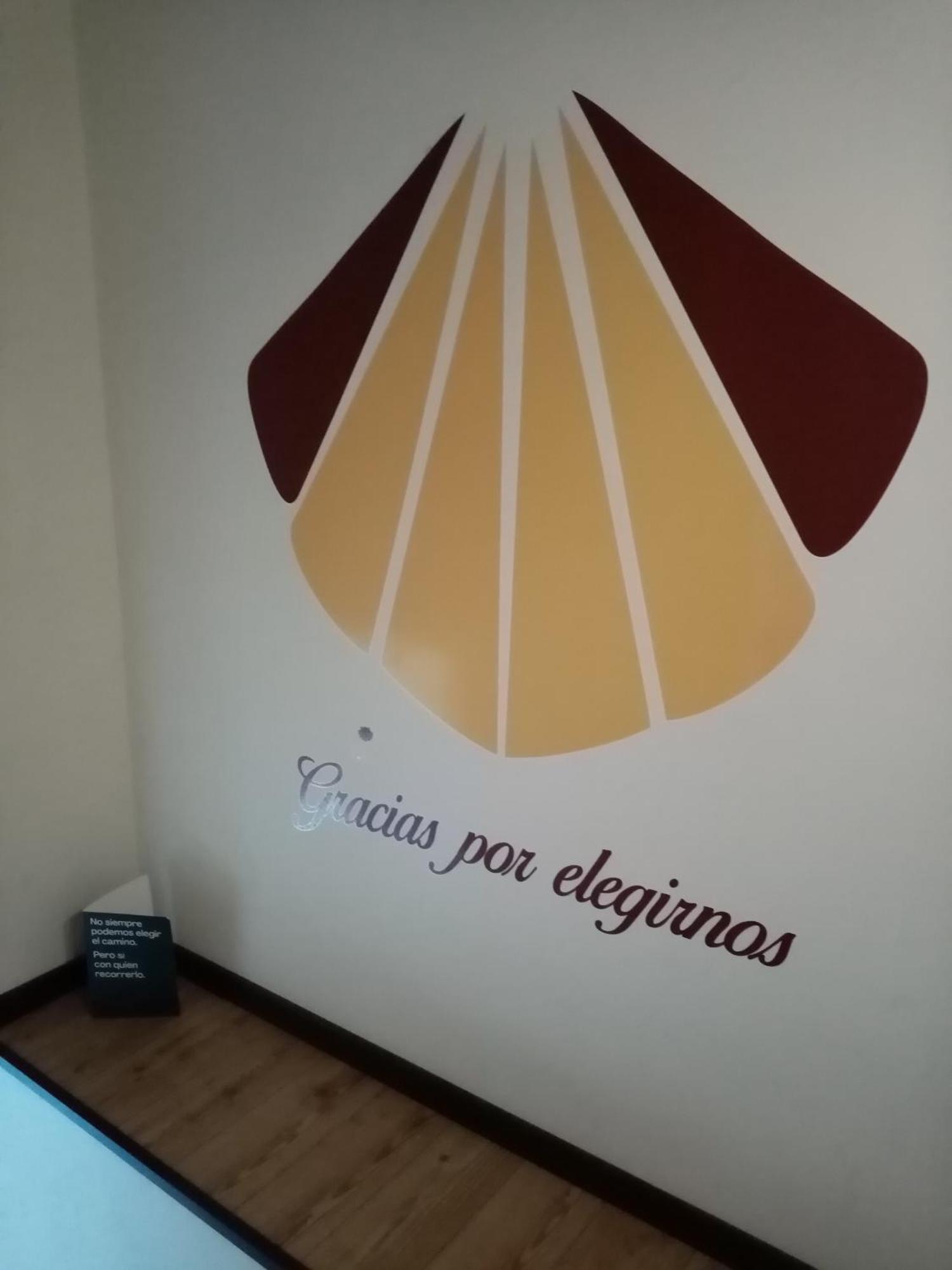 Albergue Oasis Sarria Buitenkant foto