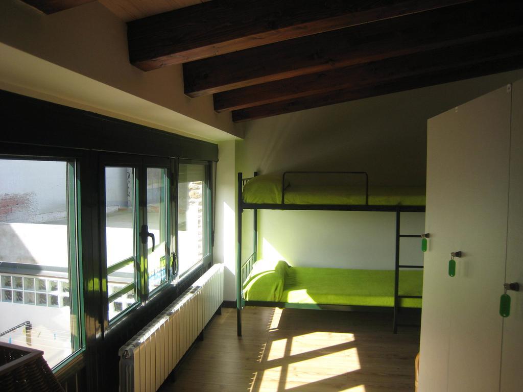 Albergue Oasis Sarria Buitenkant foto